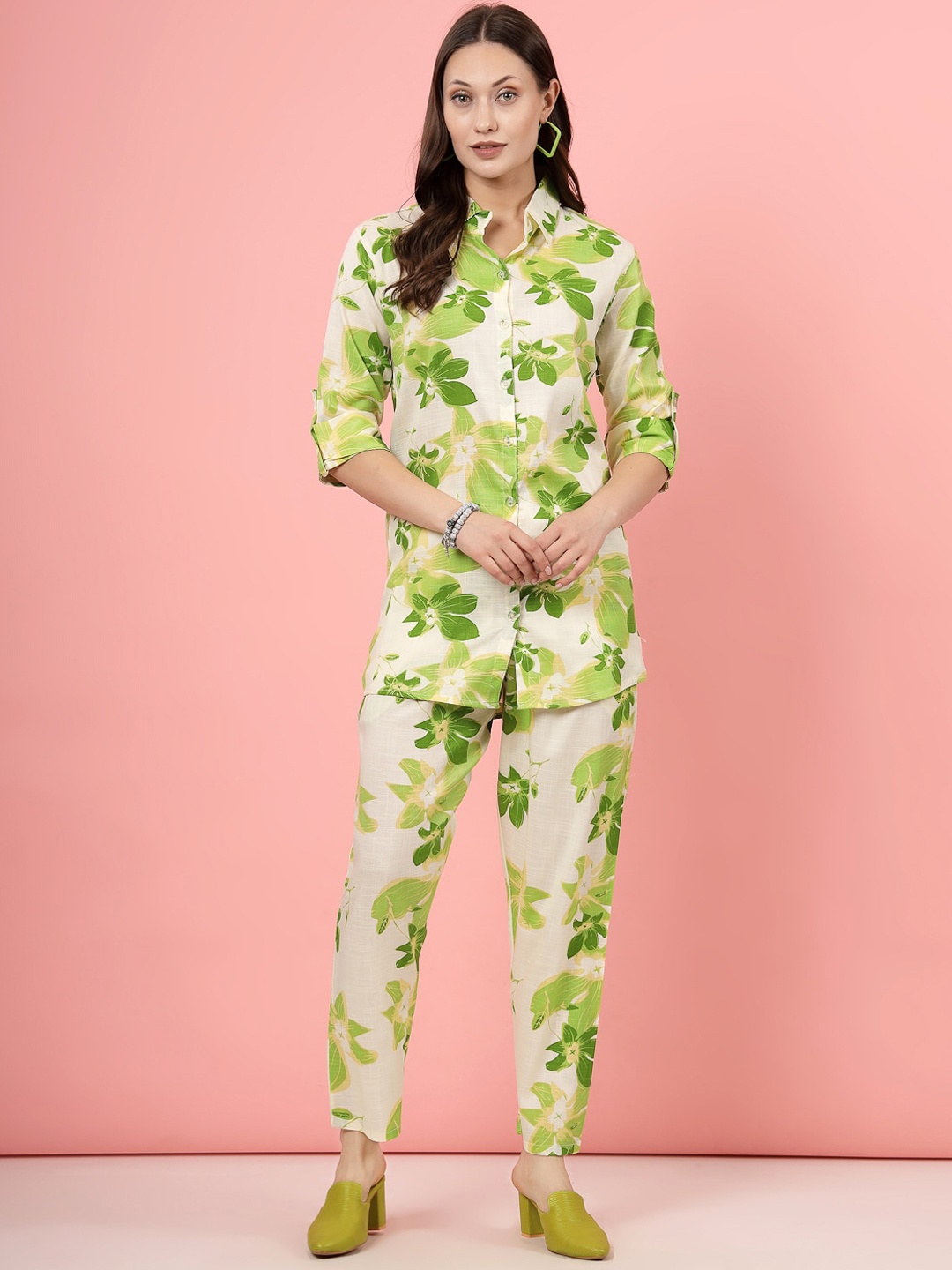 

Clora Creation Floral Printed Shirt With Trouser, Green