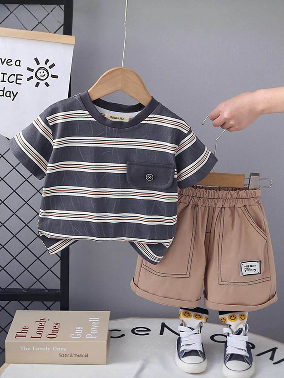 

INCLUD Boys Striped Round Neck T-shirt With Shorts, Grey