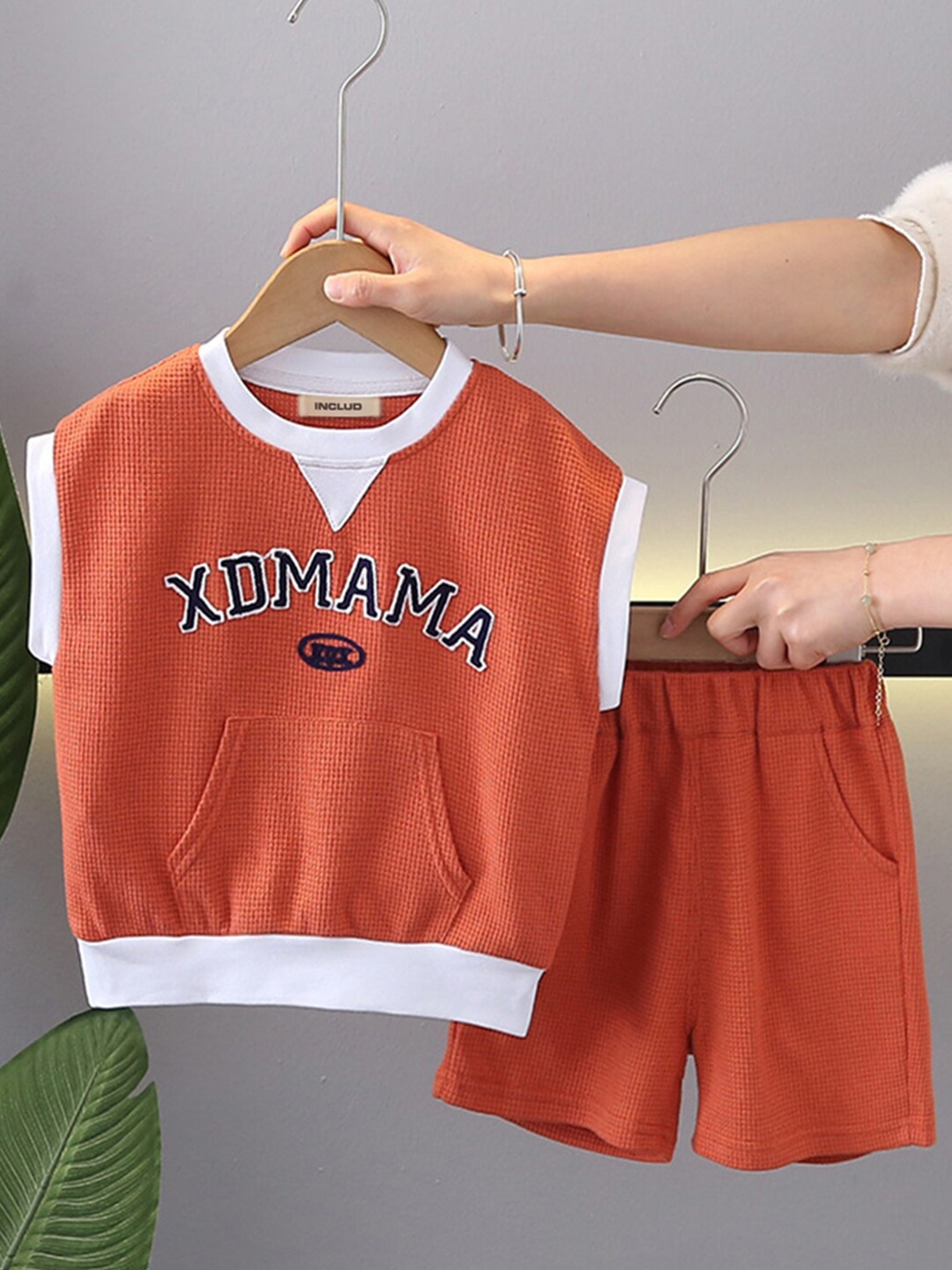 

INCLUD Boys Printed Round Neck Sleeveless T-shirt & Shorts Clothing Set, Orange