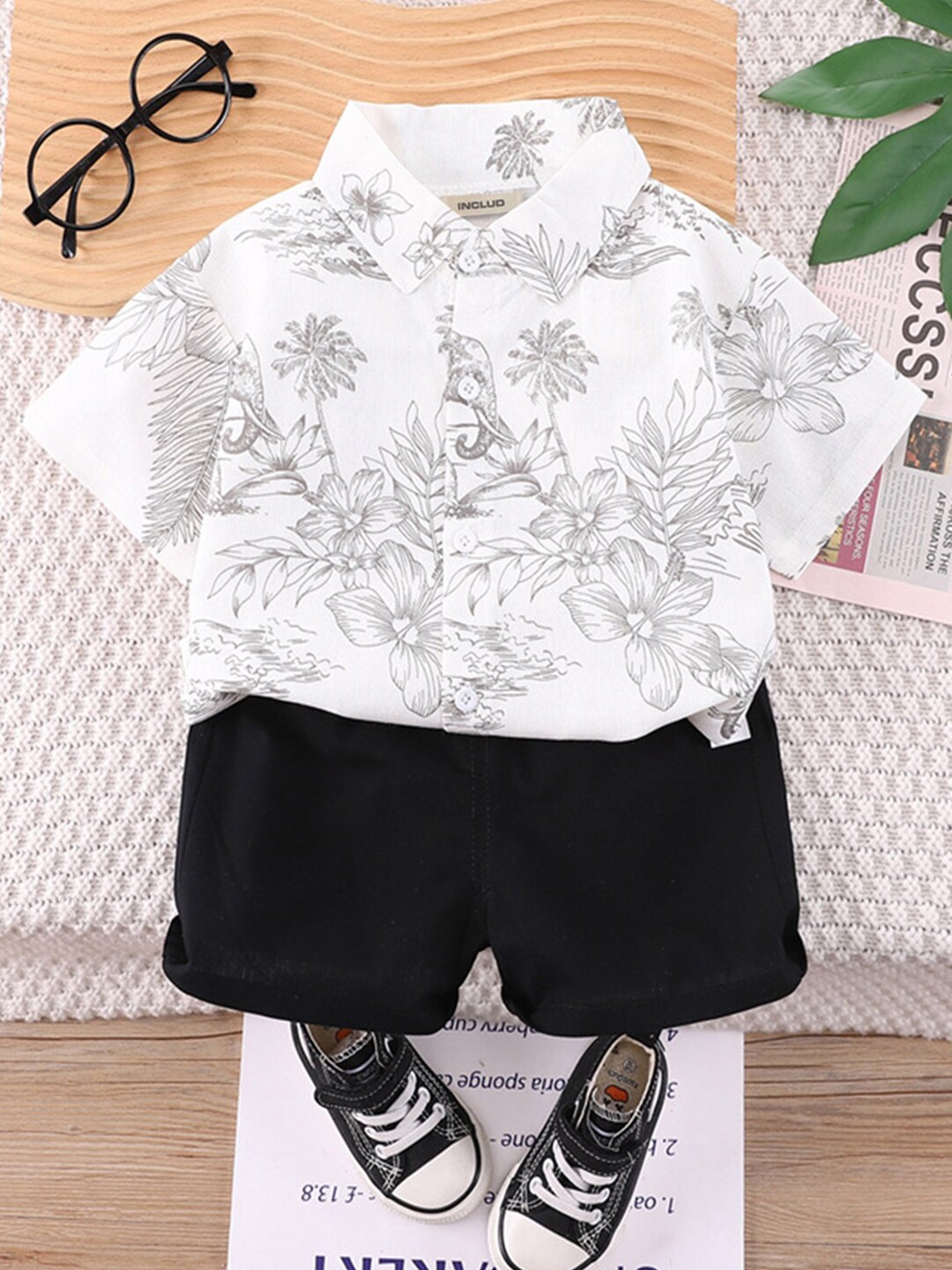 

INCLUD Boys Printed Shirt With Shorts, White