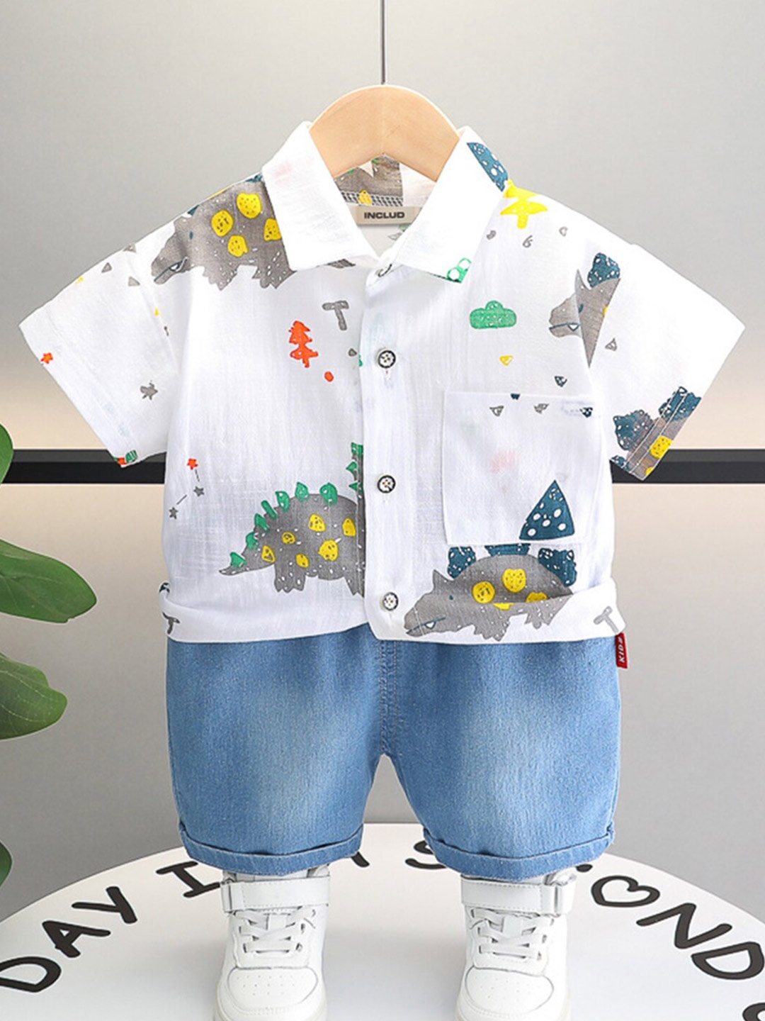 

INCLUD Boys Printed Short Sleeves Shirt Collar Cotton Shirt with Shorts, White