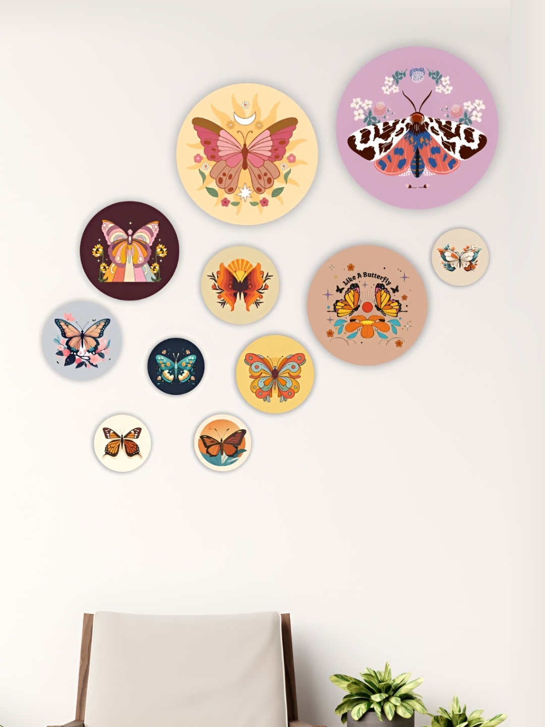 

CVANU Yellow & Brown 11 Pieces Printed Hanging Wall Decor