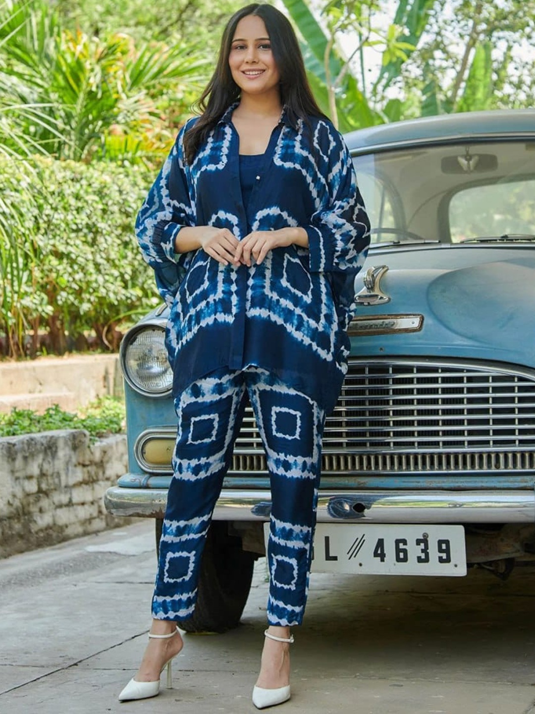 

ISHA TRADE Tie & Dye Dyed Top, Shrug & Palazzos, Blue