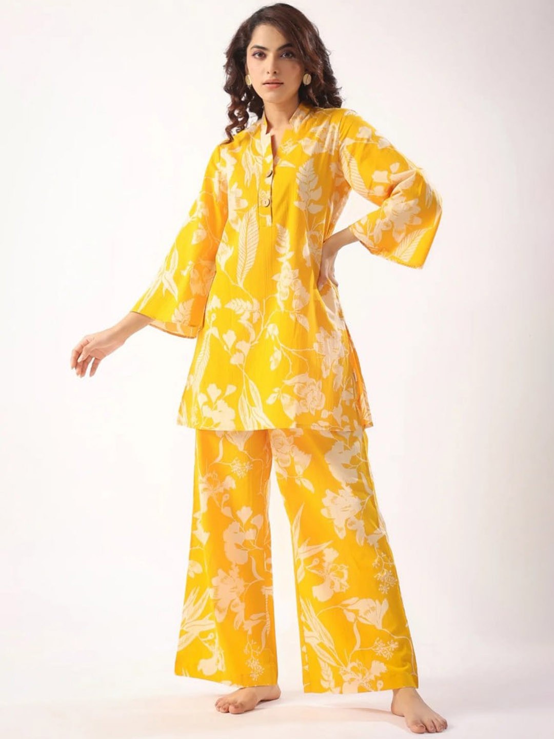 

ISHA TRADE Floral Printed Mandarin Collar Linen Tunic With Palazzos, Yellow