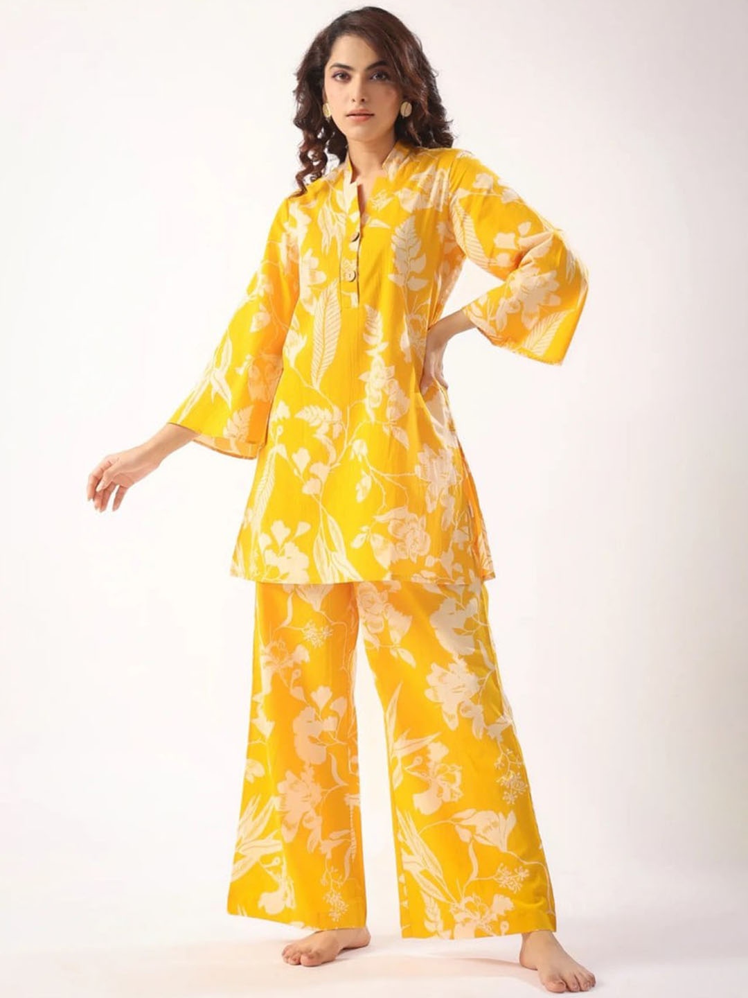 

ISHA TRADE Floral Printed Mandarin Collar Linen Tunic With Palazzos, Yellow