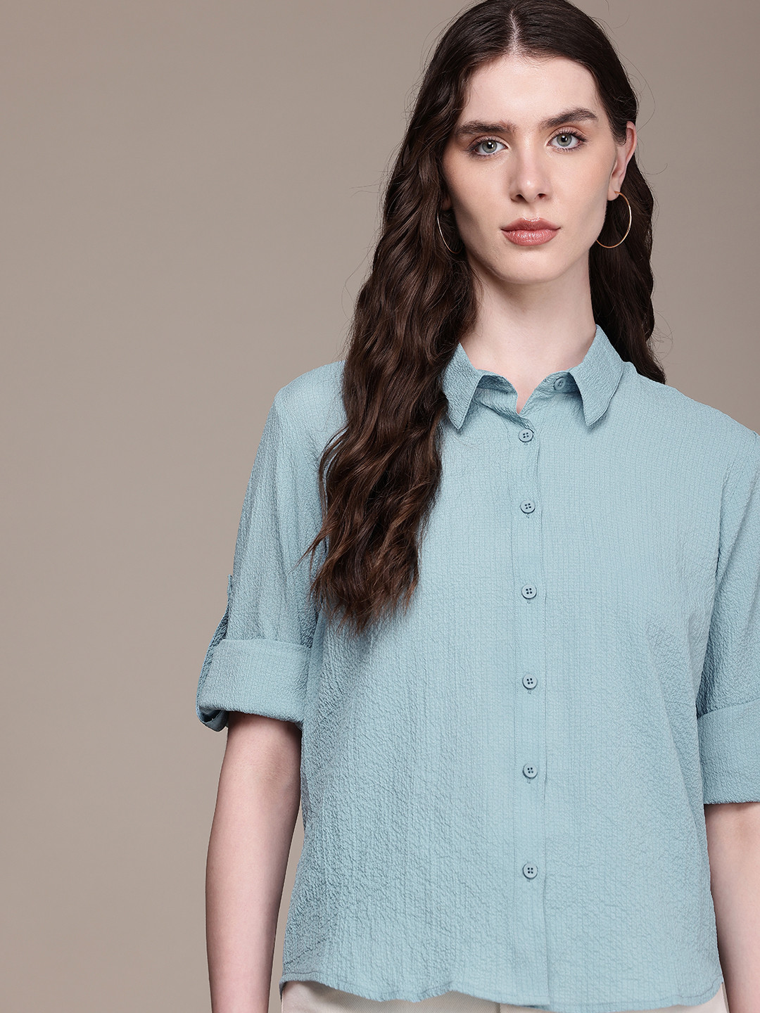 

Roadster Standard Roll-Up Sleeves Casual Shirt, Blue