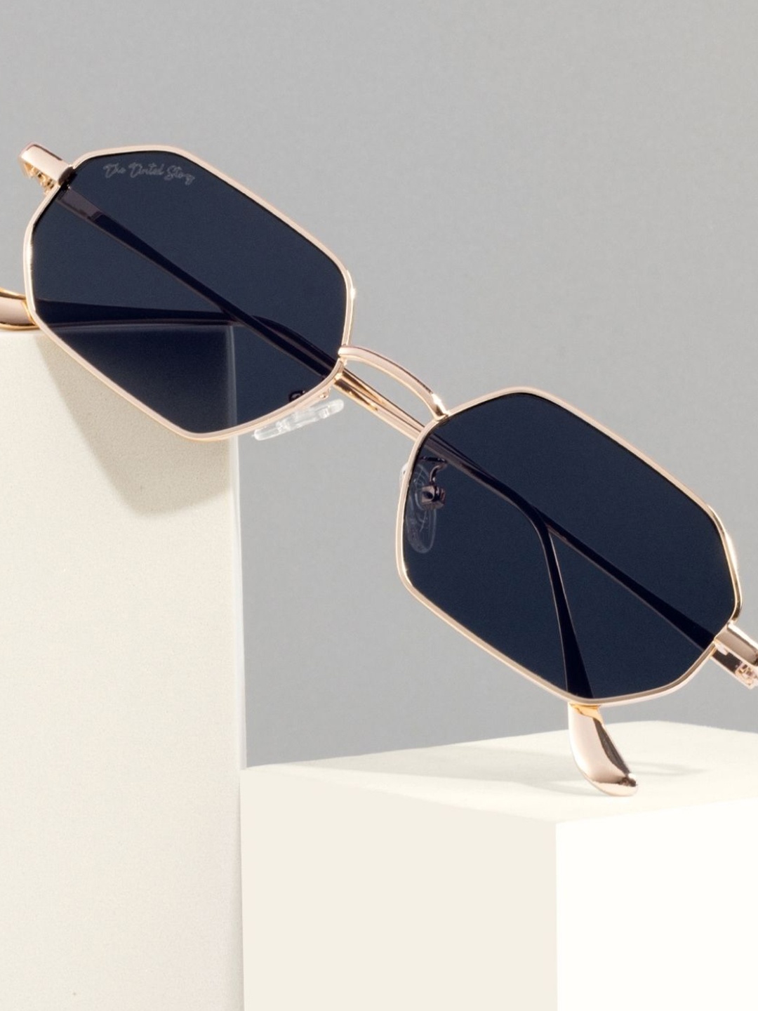 

The Tinted Story Unisex Sunglasses with UV Protected Lens TTS117 BR, Black