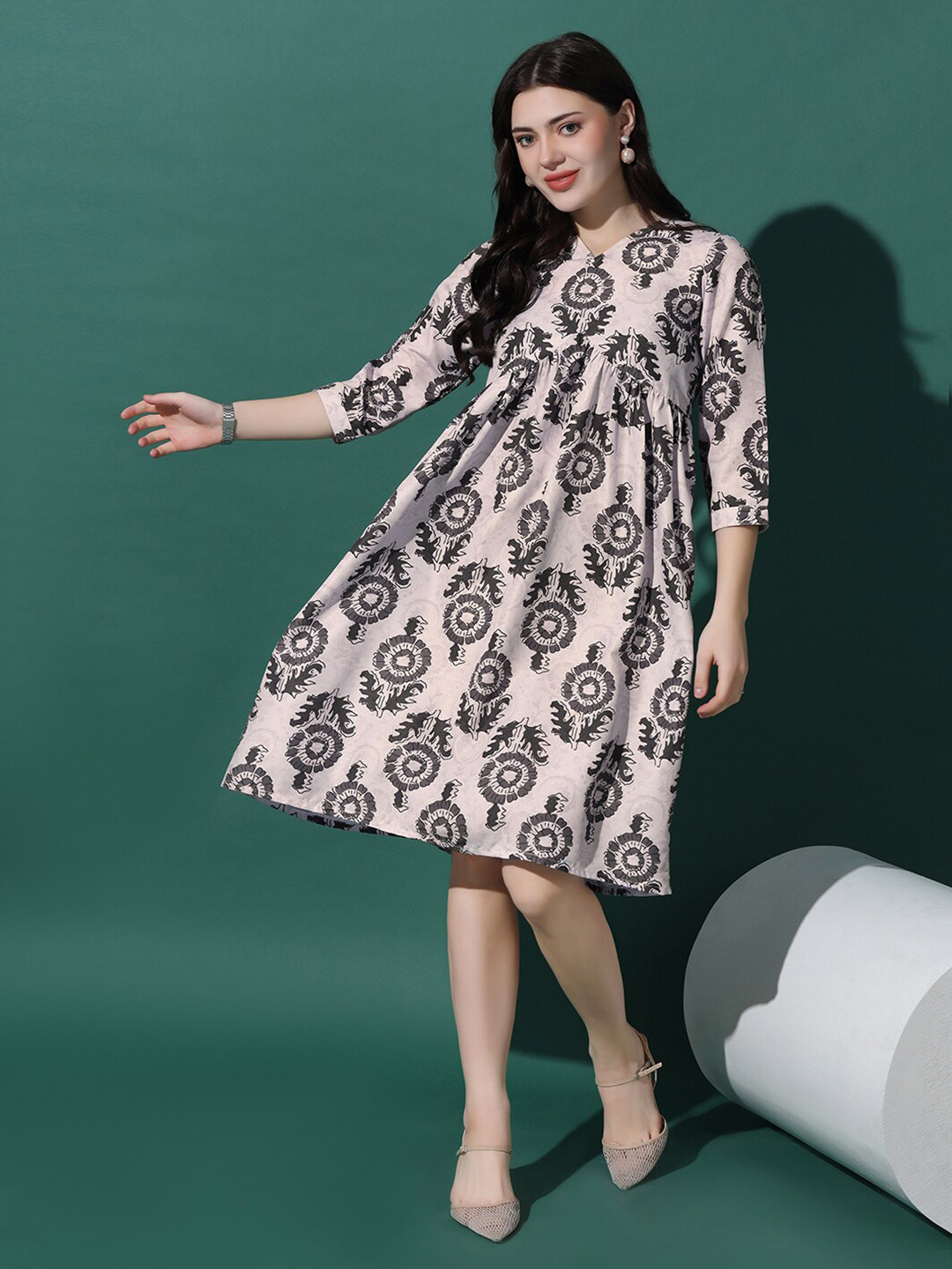 

FASHION DREAM Ethnic Motifs Print A-Line Casual Dress, Grey