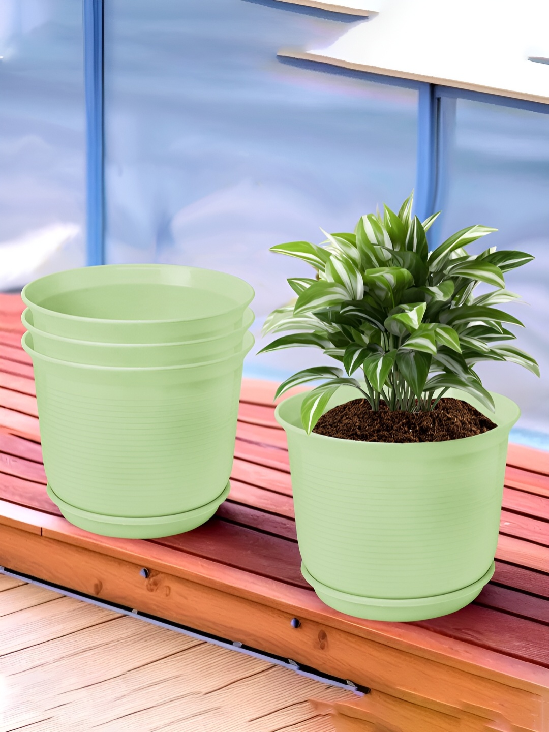 

Kuber Industries Green 4 Pieces Flower Pot Planters With Tray