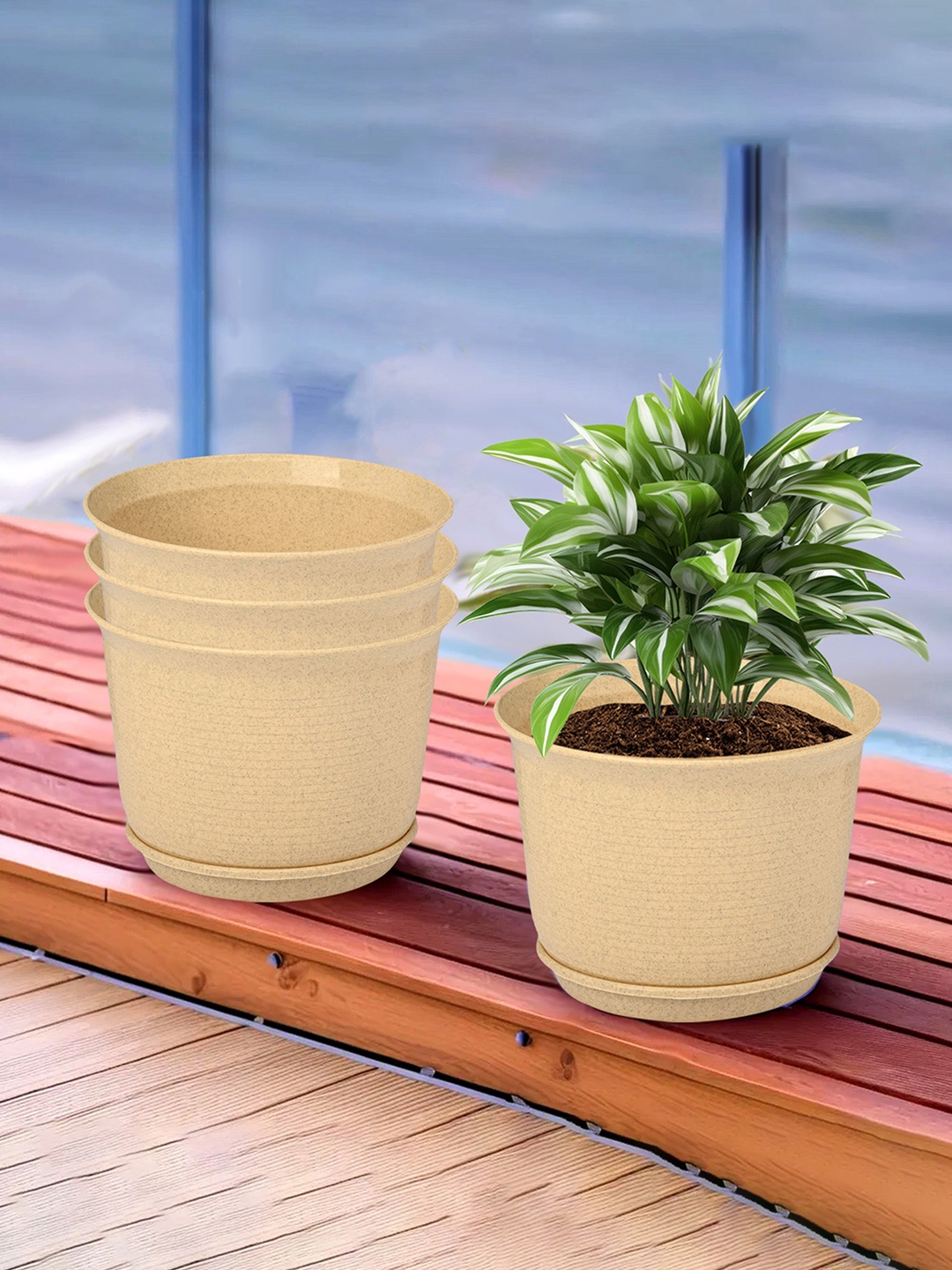 

Kuber Industries Beige 4 Pieces Textured Flower Pot Planters With Tray