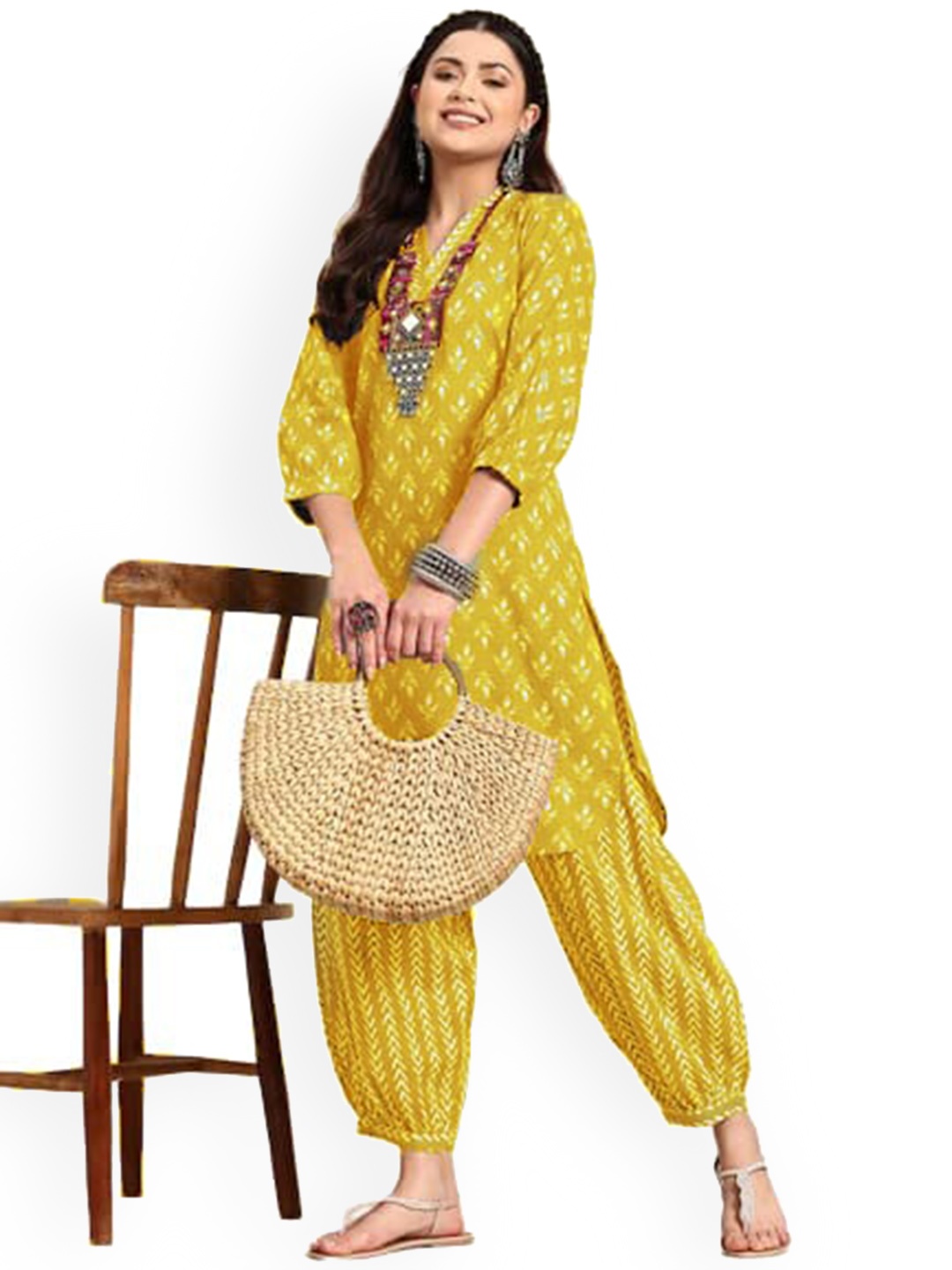 

KALINI Ethnic Motifs Printed V-Neck Three-Quarter Sleeves Kurta with Salwar, Mustard