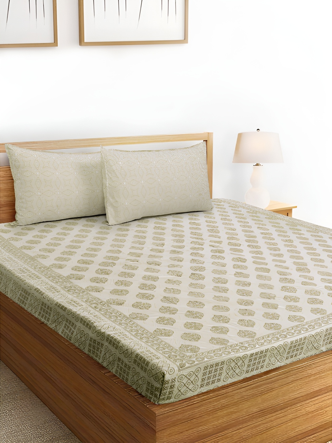

Aura Grey & White Ethnic Motifs 160 TC Cotton King Bedsheet with 2 Pillow Covers