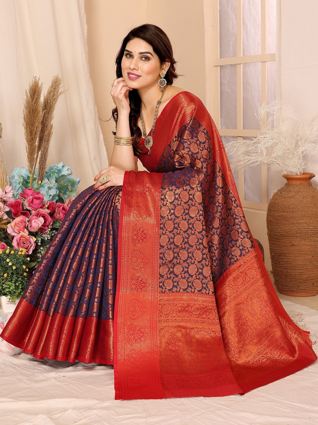 

vj fashion Woven Design Zari Banarasi Saree, Red