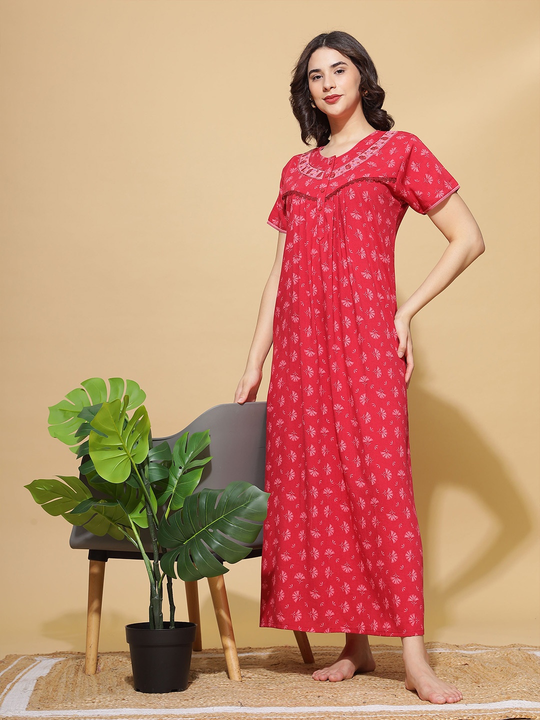 

9shines Label Printed Maxi Nightdress, Red