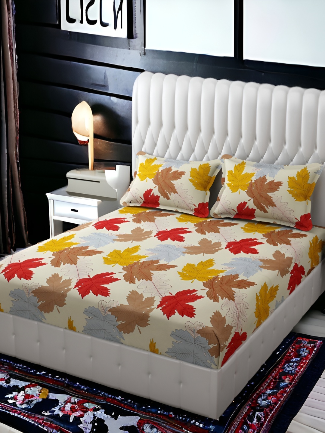 

FINE TEX WORLD Red Floral Microfiber 210 TC King Bedsheet with 2 Pillow Covers