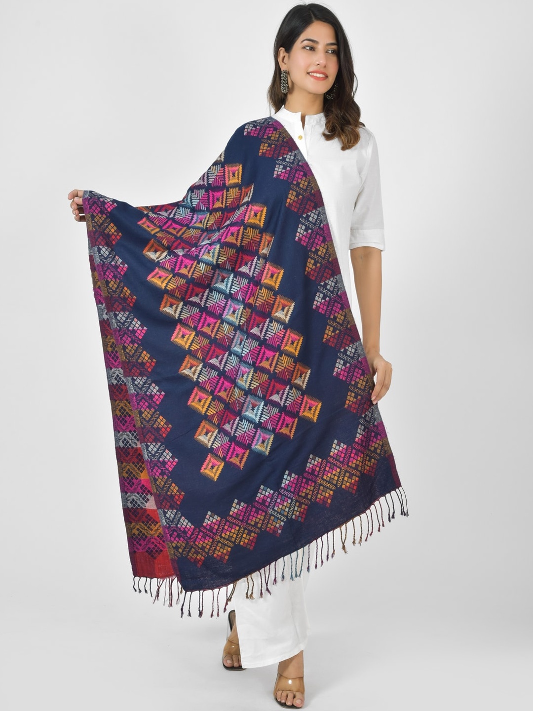 

BAISA Geometric Printed Pure Wool Shawl, Navy blue