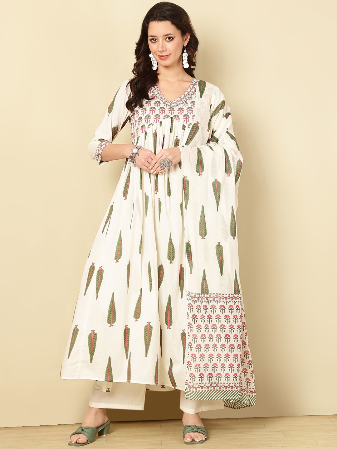 

Mizaz Floral Printed Layered Pure Cotton Kurta with Palazzos & Dupatta, Green