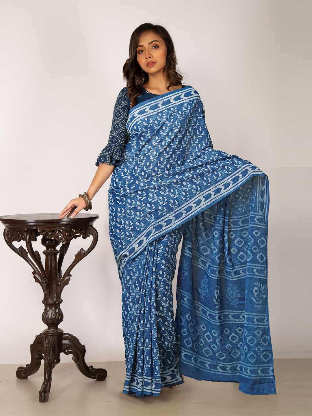 

Unnati Silks Dabu Printed Pure Cotton Handloom Chanderi Saree, Blue