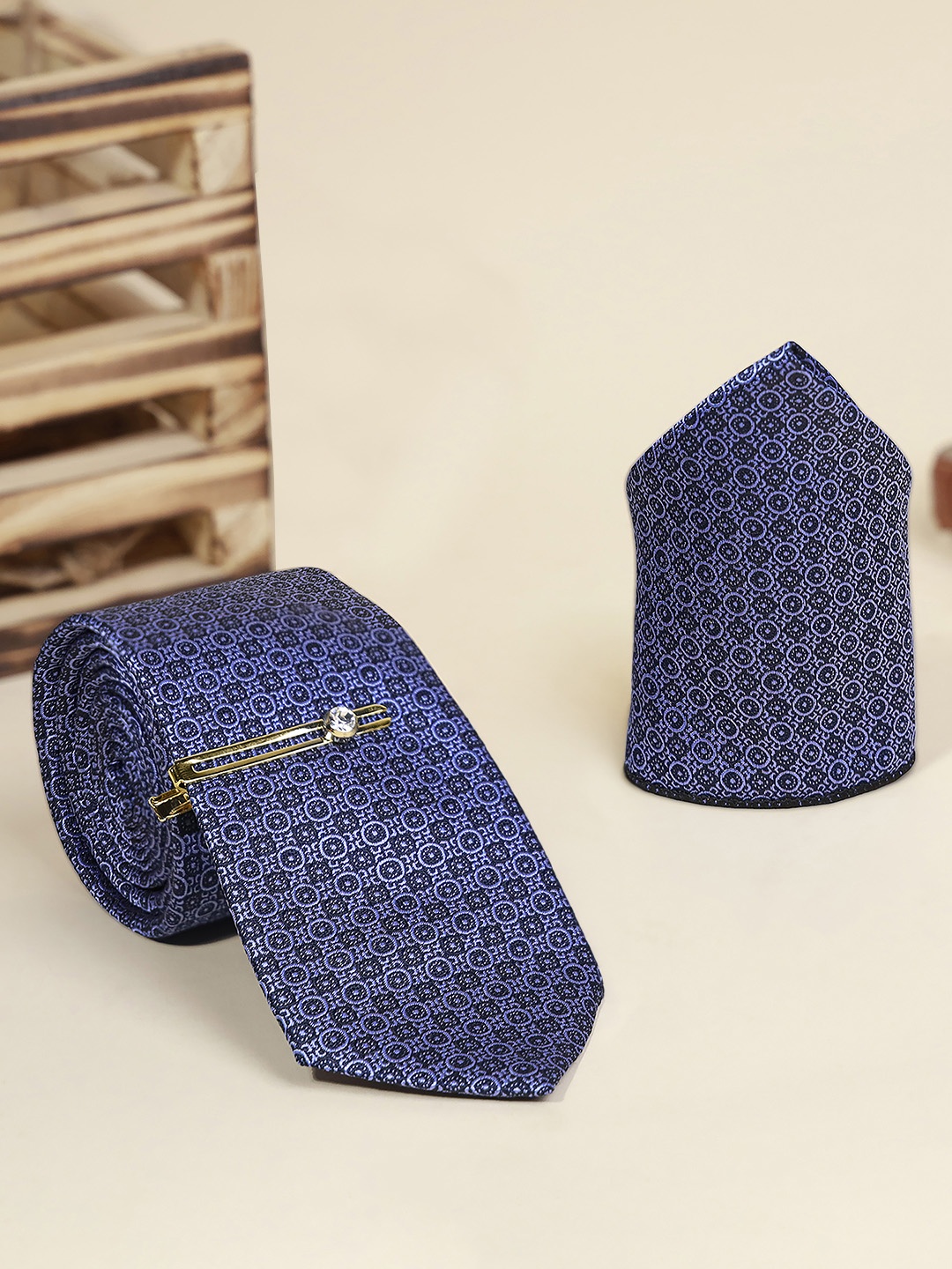 

LOUIS STITCH Men Silk Necktie Accessory Gift Set, Blue