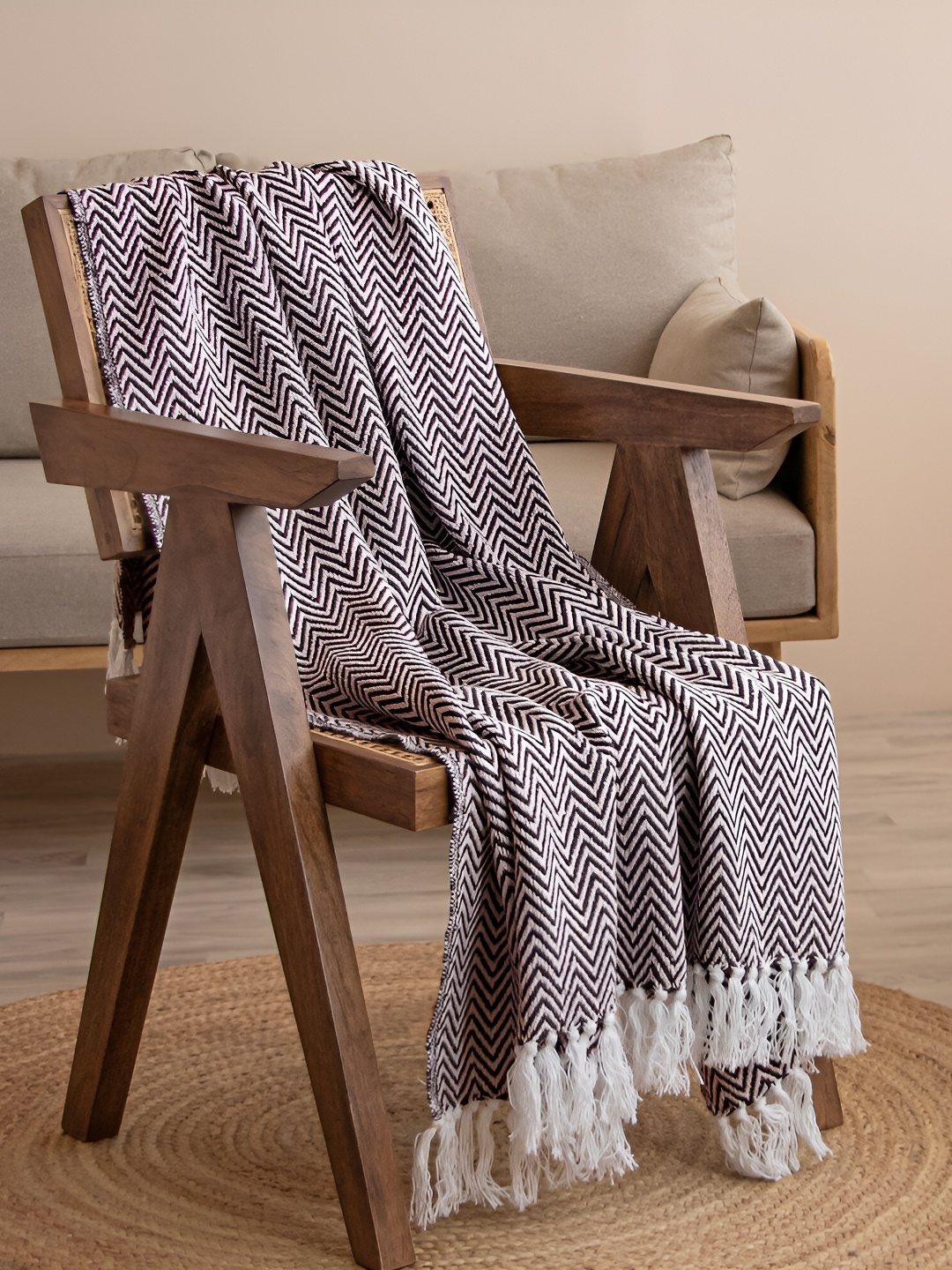 

HOMEMONDE Brown & White Geometric 210 GSM Single Bed Throw Blanket