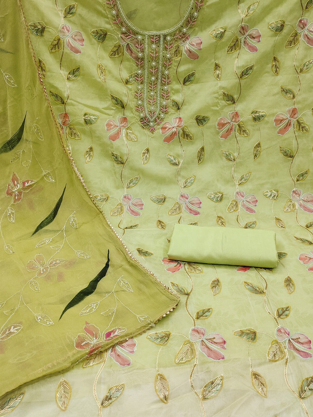 

MAHALASA Ethnic Motifs Embroidered Unstitched Dress Material, Green