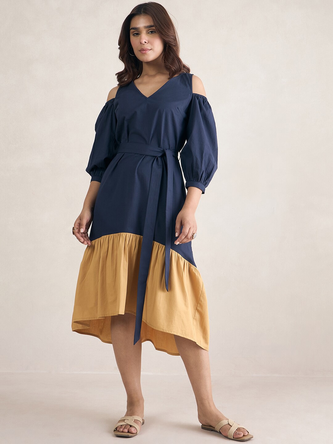 

Femella Colourblocked Cold-Shoulder Sleeves Fit and Flare Dress, Navy blue