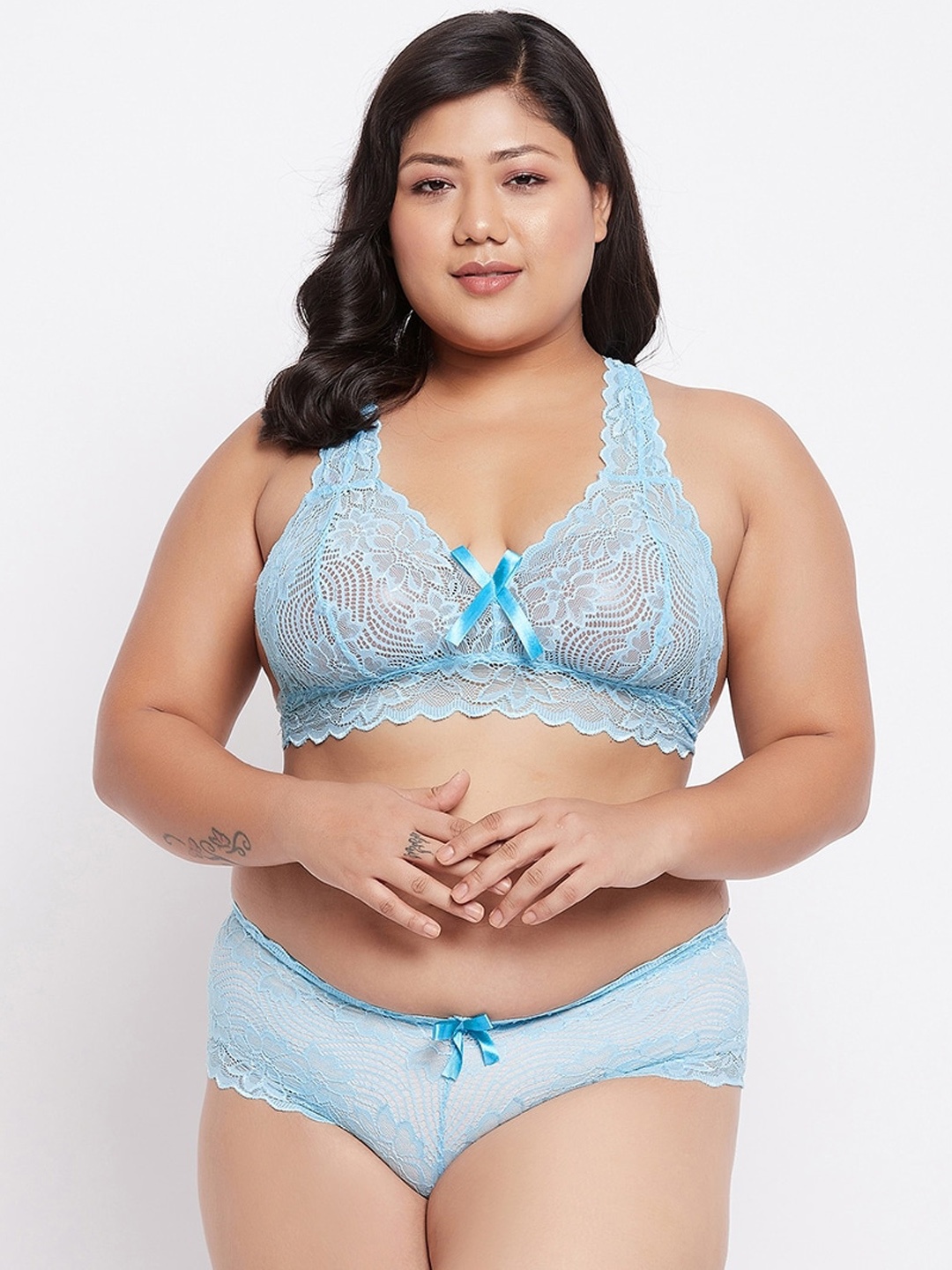 

Curves By ZeroKaata Women Plus Size Self Design Lace Lingerie Set, Turquoise blue