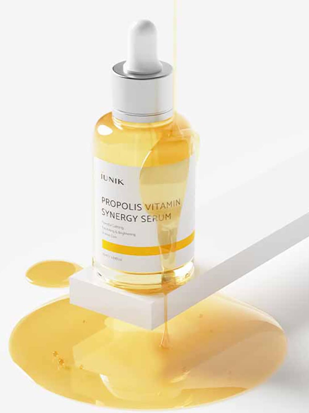 

iUNIK Propolis Vitamin Synergy Face Serum With Niacinamide - 50ml, Transparent