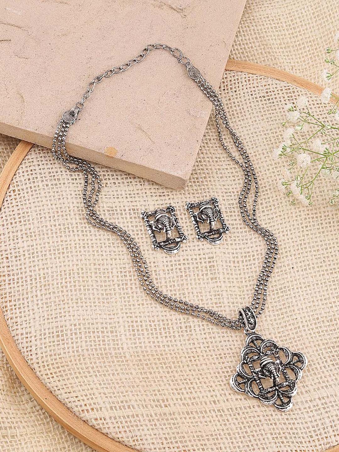 

MANSIYAORANGE Silver-Plated Lord Ganesha Theme Jewellery Set