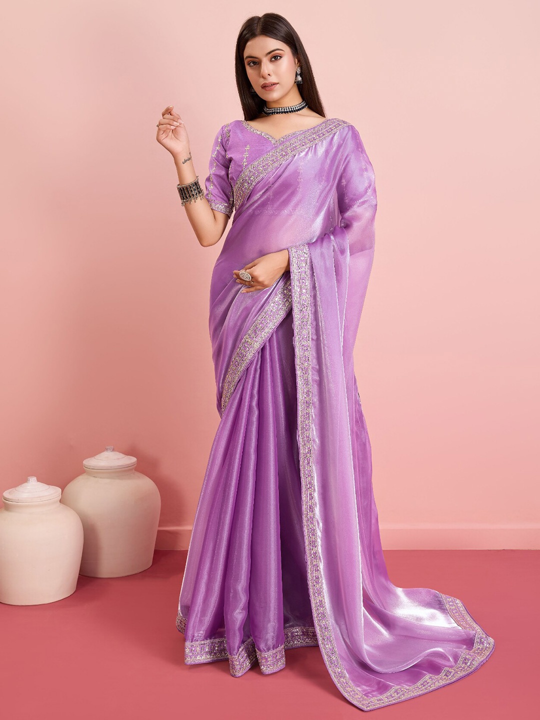 

VAIRAGEE Sequinned Embroidered Saree, Lavender