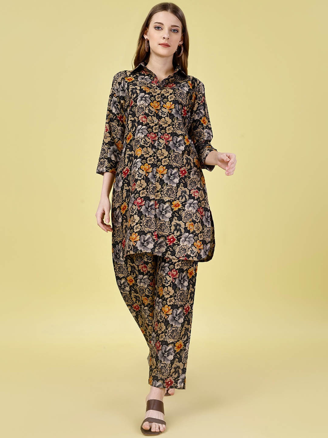 

Divyadham Textiles Floral Printed Shirt Collar Tunic With Trousers, Black