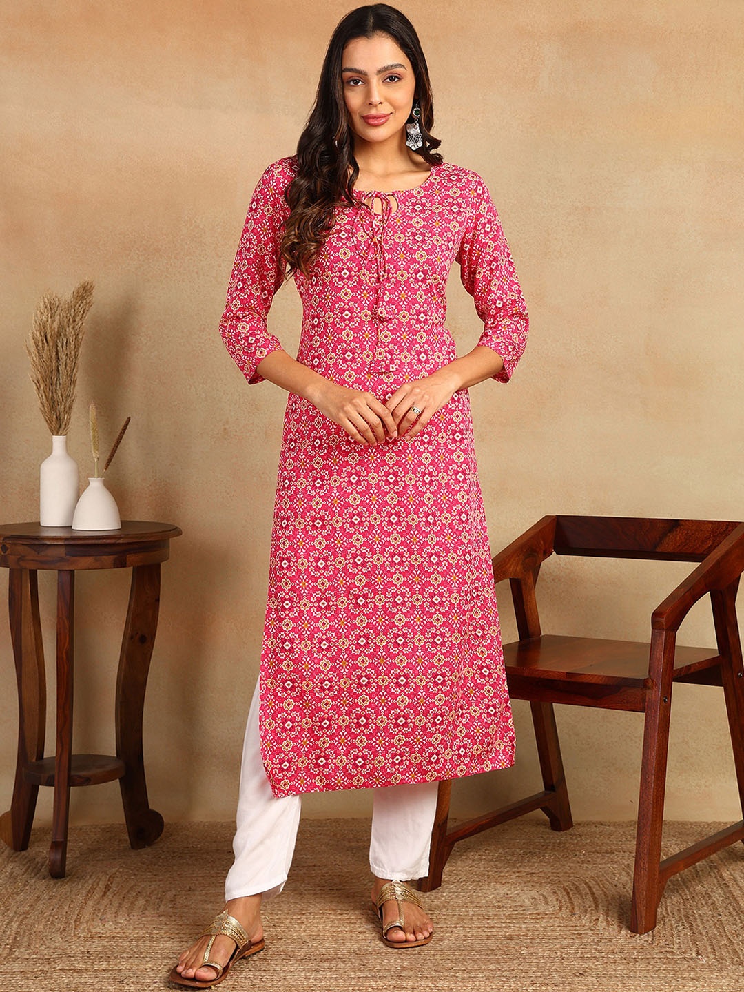 

mokshi Ethnic Motifs Printed Tie-Up Neck Straight Kurta, Pink