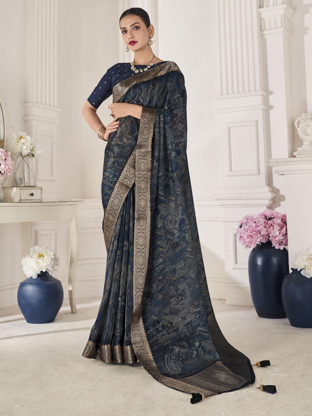

Mitera Zari Banarasi Saree, Navy blue