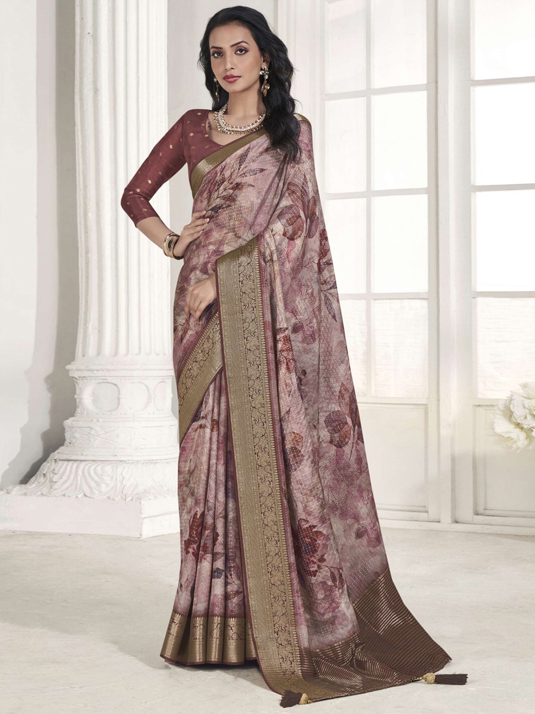 

Mitera Ethnic Motifs Printed Sungudi Zari Saree, Rose gold