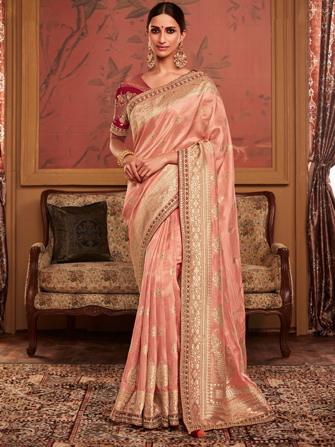 

Mitera Ethnic Motifs Sequinned Saree, Peach