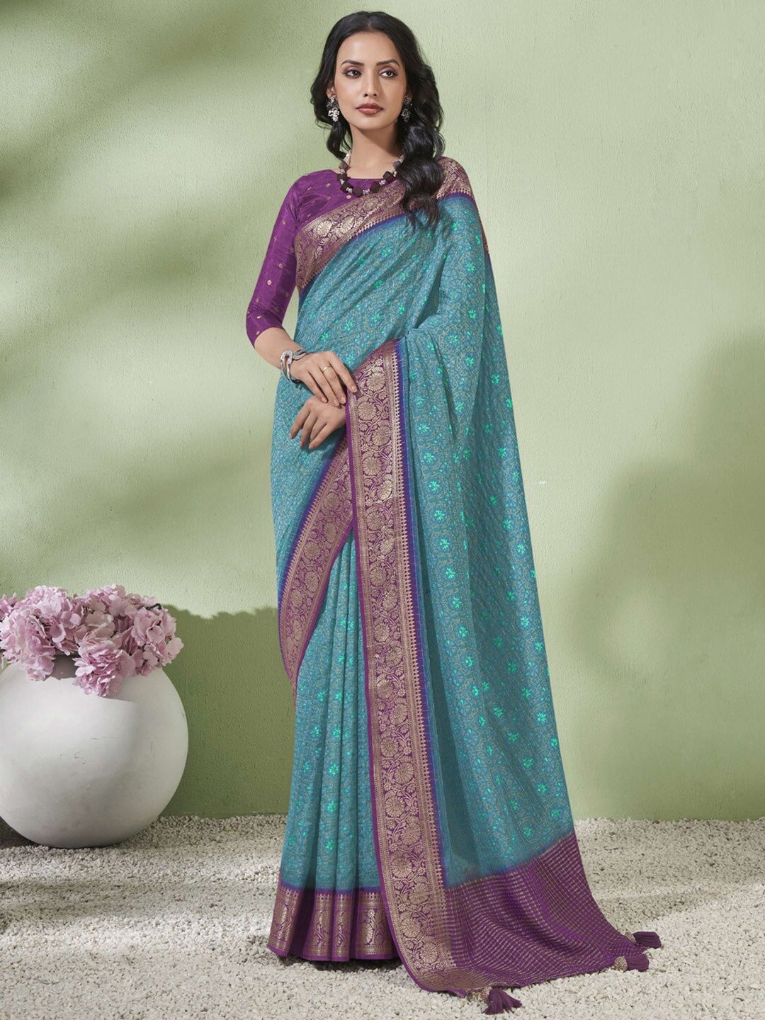 

Mitera Ethnic Motifs Woven Design Zari Sungudi Saree, Blue