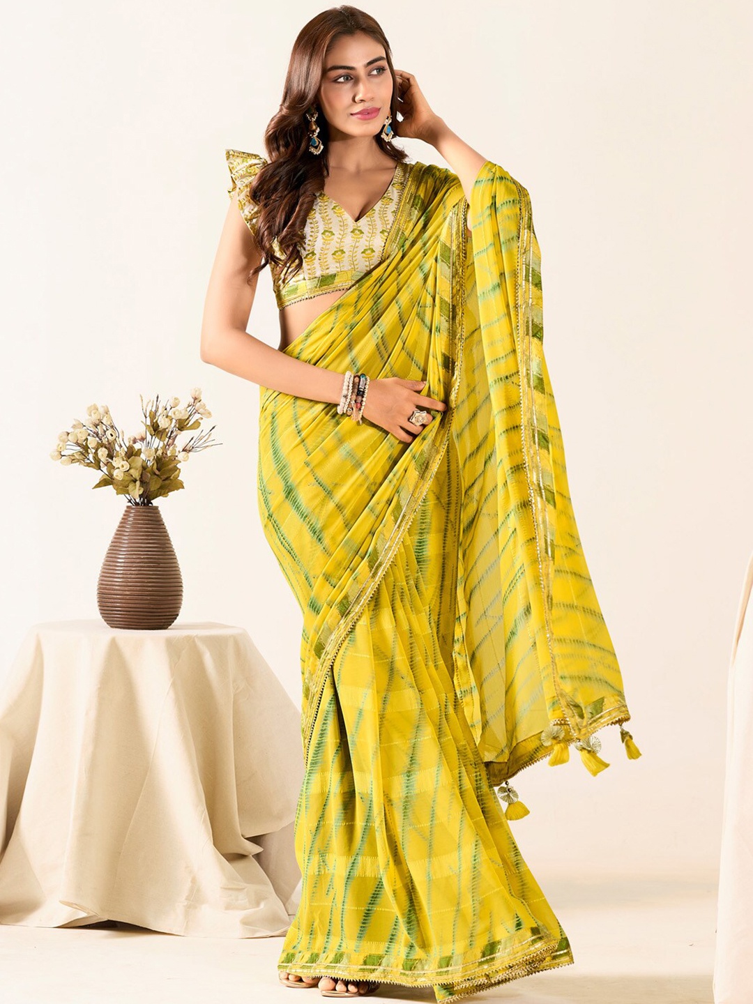 

Saree mall Dyed Pure Georgette Saree, Yellow