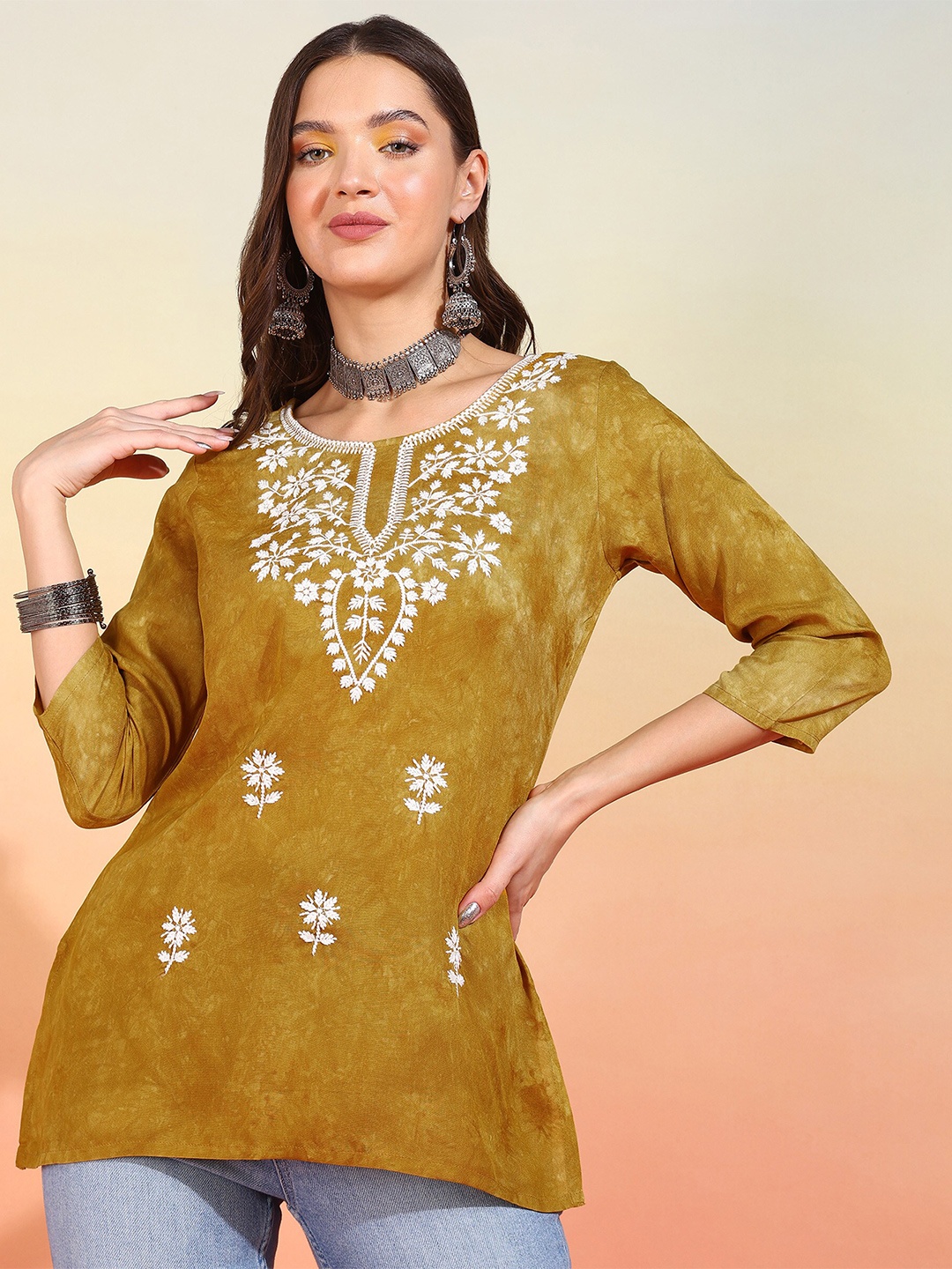 

mokshi Ethnic Motifs Tie & Dye Embroidered Chikankari Straight Kurti, Mustard