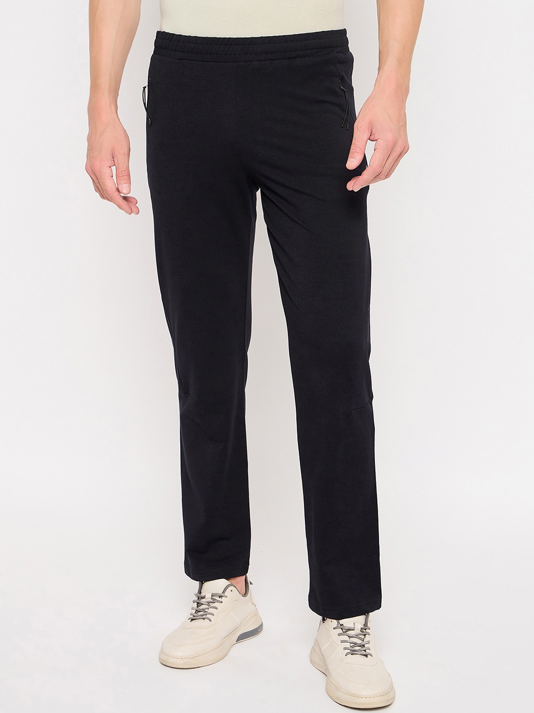 

Okane Men Mid-Rise Track Pants, Navy blue