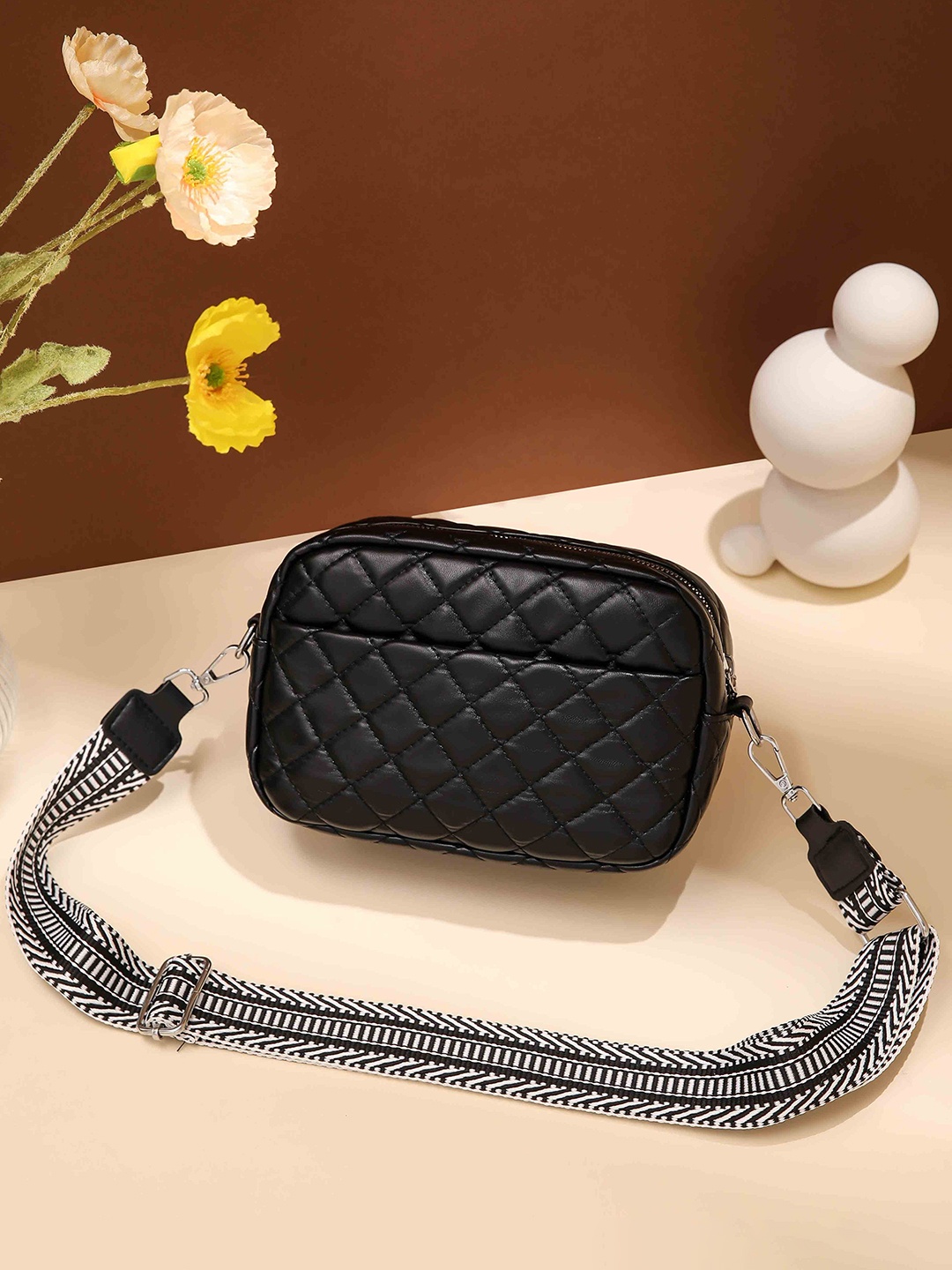 

Diva Dale Textured PU Structured Sling Bag with Quilted, Black