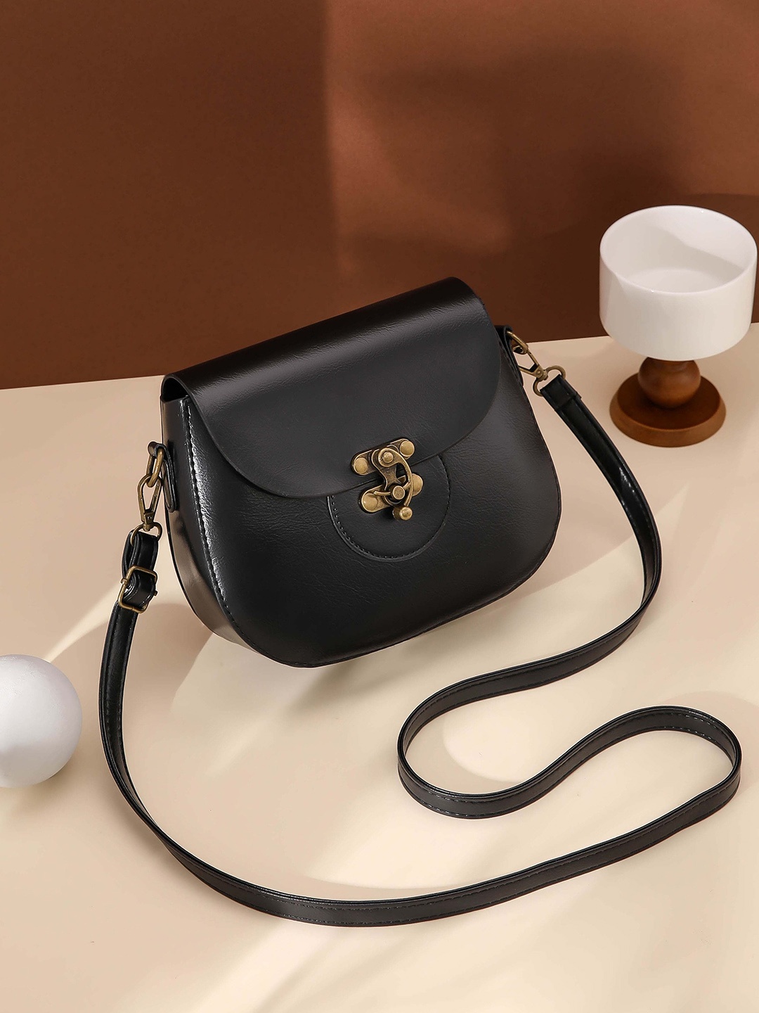 

Diva Dale Structured Sling Bag, Black