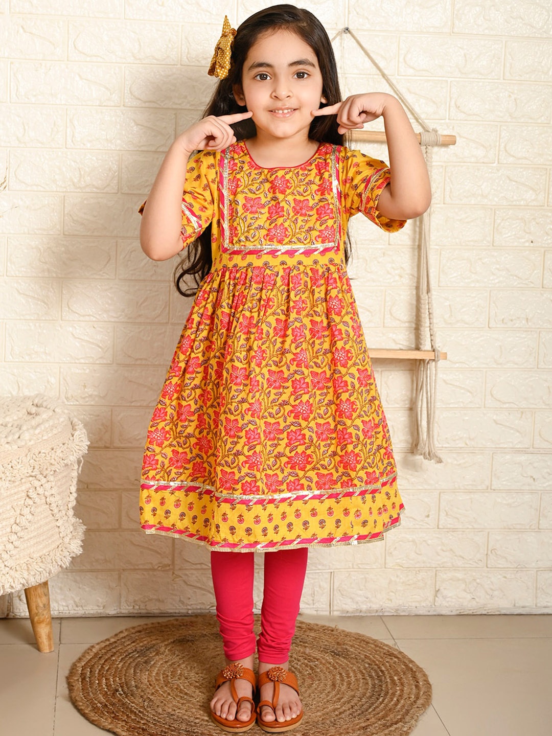 

Here&Now X Kinder Kids Girls Floral Printed Gotta Patti Pure Cotton Anarkali Kurta & Leggings, Yellow