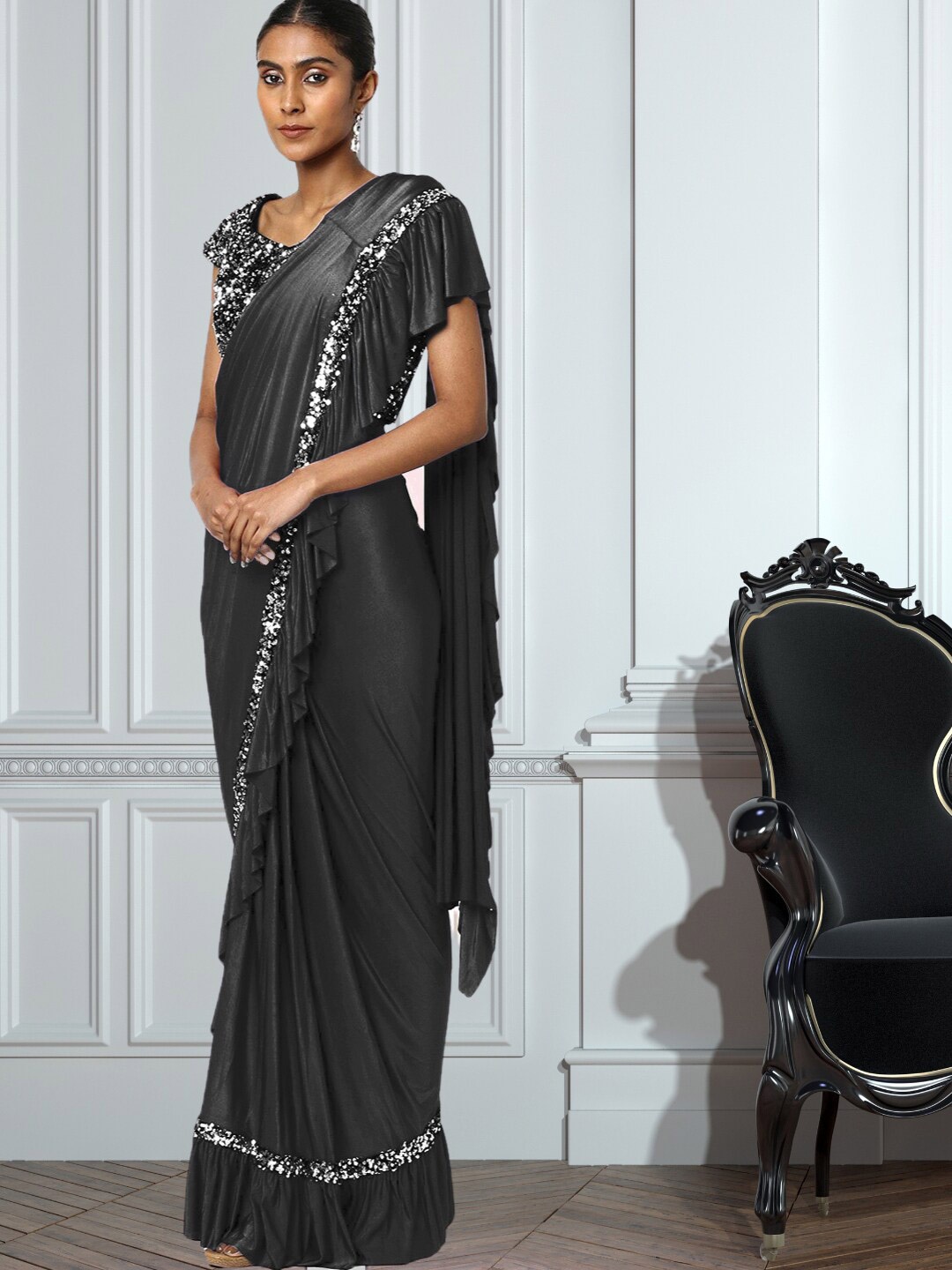 

Chhabra 555 Women Sarees, Black