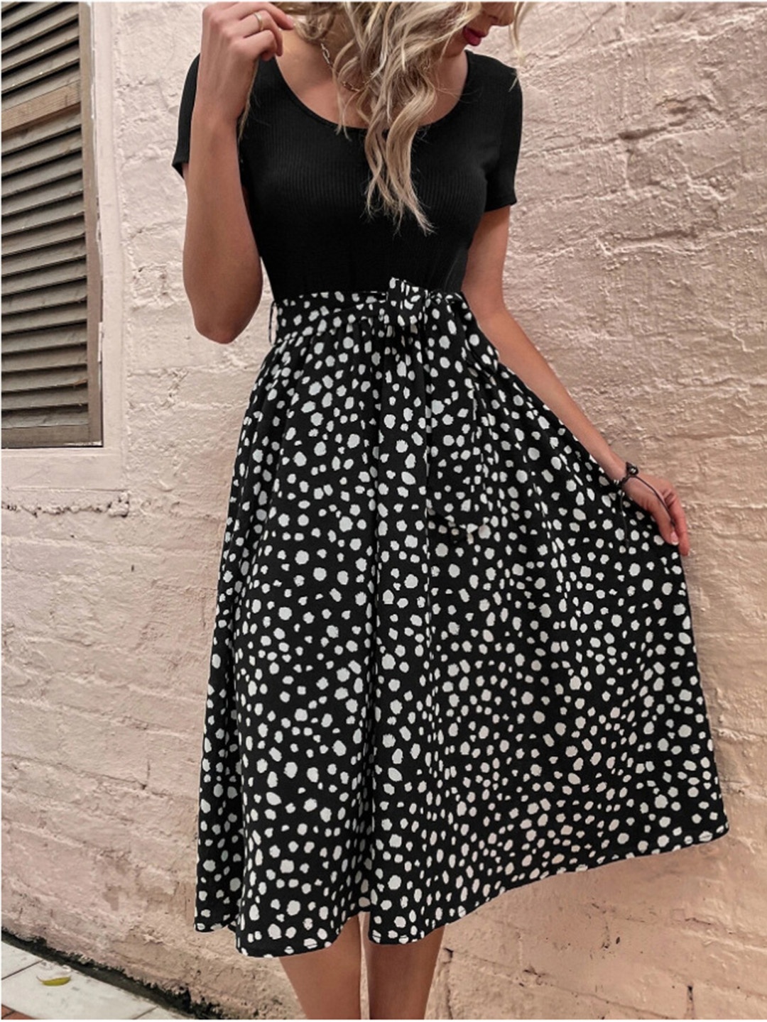 

all about you Black Geometric Print Round Neck Tie-Ups Fit & Flare Midi Dress