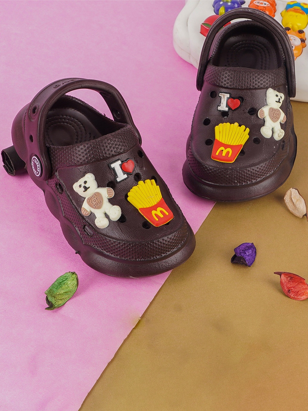 

BAESD Kids Self Design Rubber Clogs, Brown