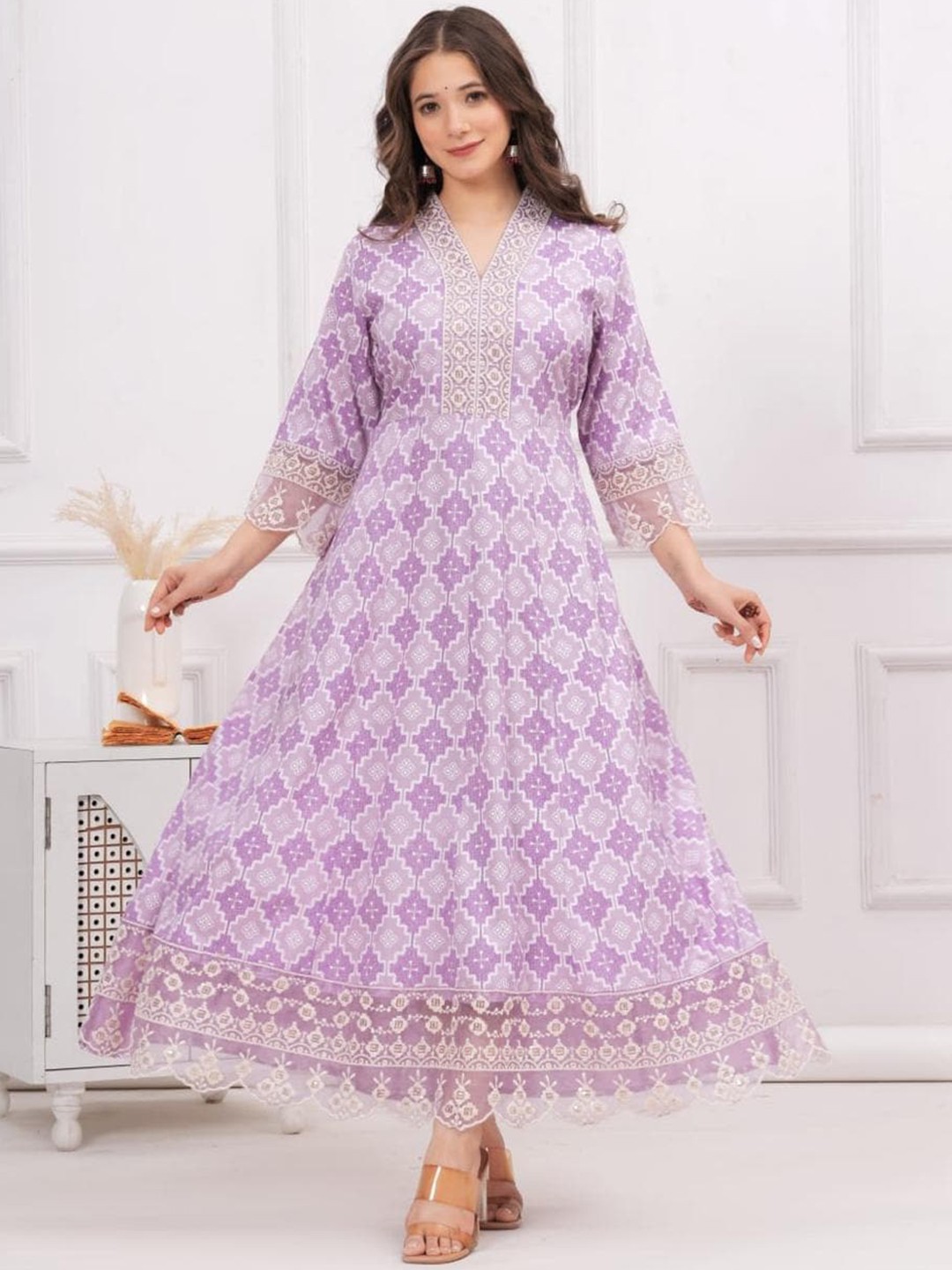 

PARUCREATION Geometric Printed Regular Sequinned Panelled Cotton Anarkali Kurta, Lavender