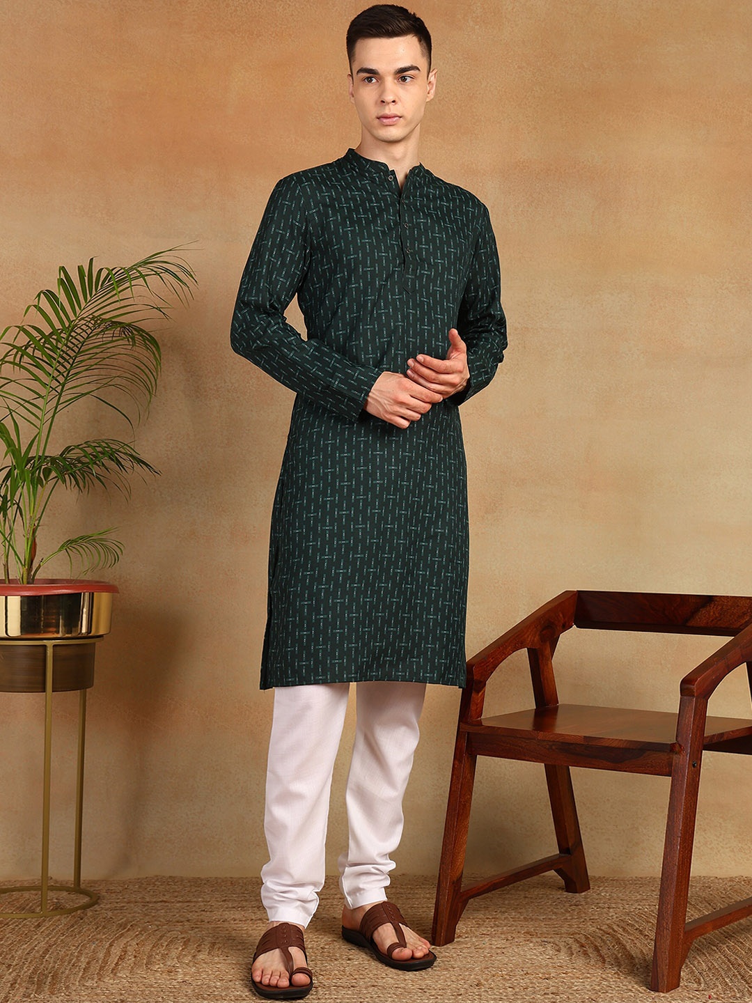 

Anouk Green Geometric Printed Mandarin Collar Straight Kurta