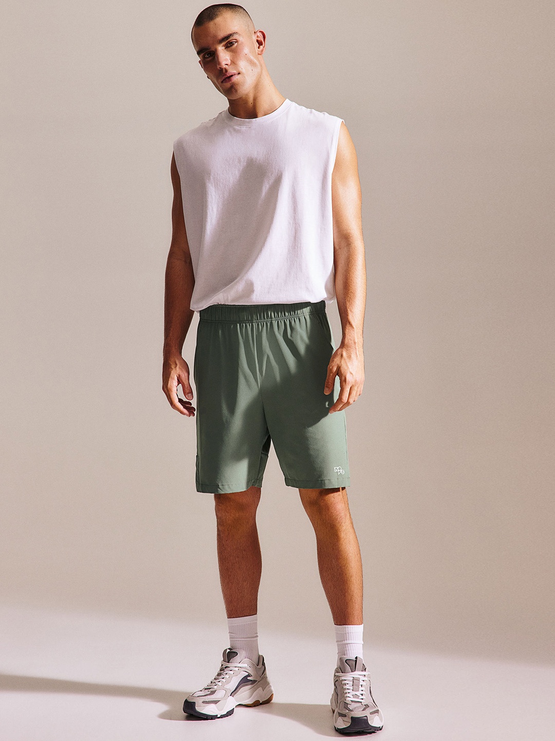

H&M Men DryMove Training Shorts In 4-Way Stretch, Green