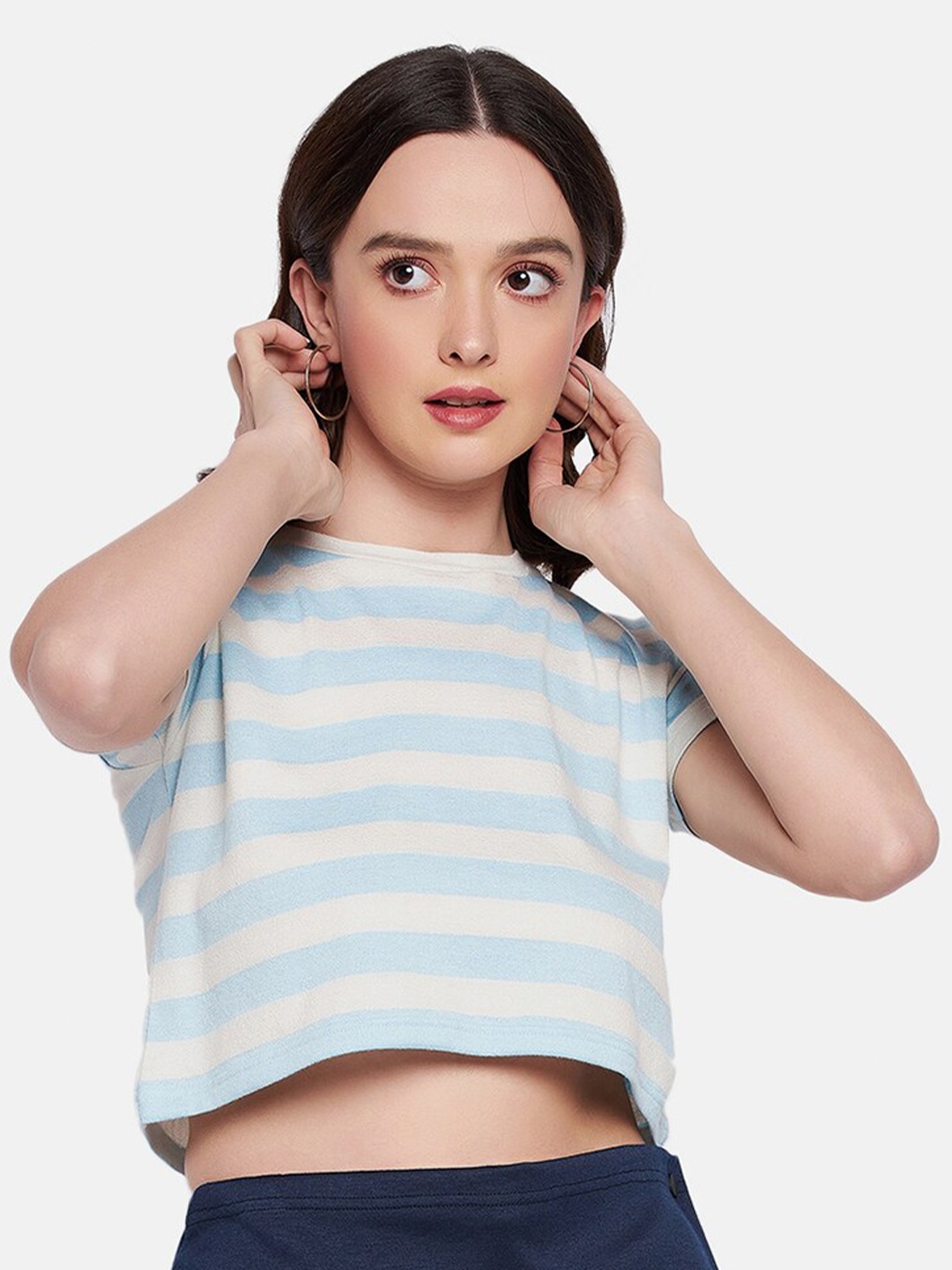 

HANG N HOLD Striped Boxy Crop Top, Blue