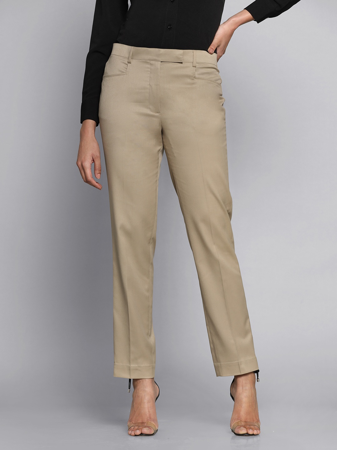 

PowerSutra Women Relaxed Regular Fit Mid-Rise Chinos Trousers, Beige